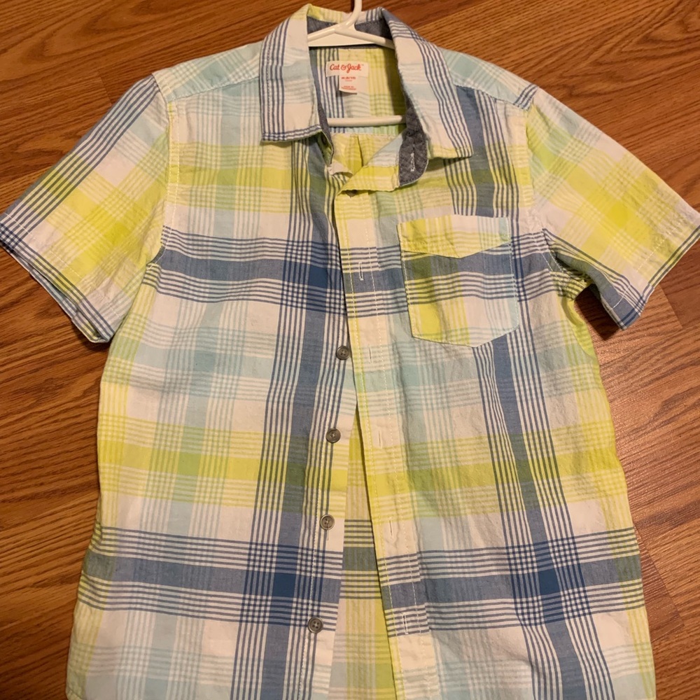 Boys Cat & Jack shirt